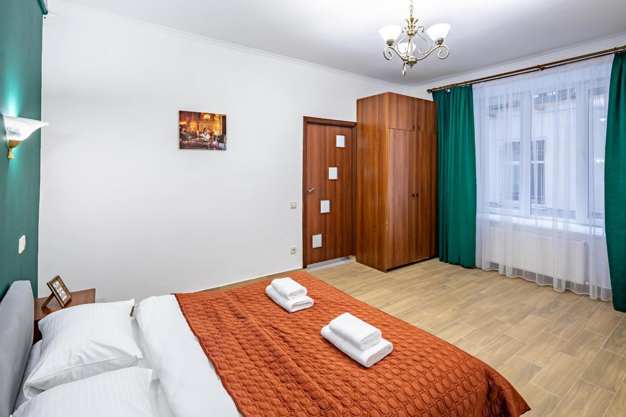Complex Of Central Apartments Lviv Exterior foto